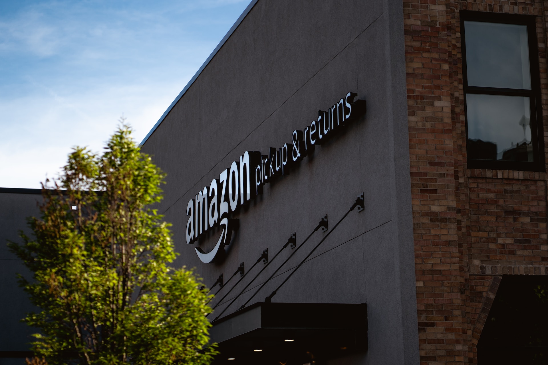 Amazon to leverage AI to bridge the gap between customers and products